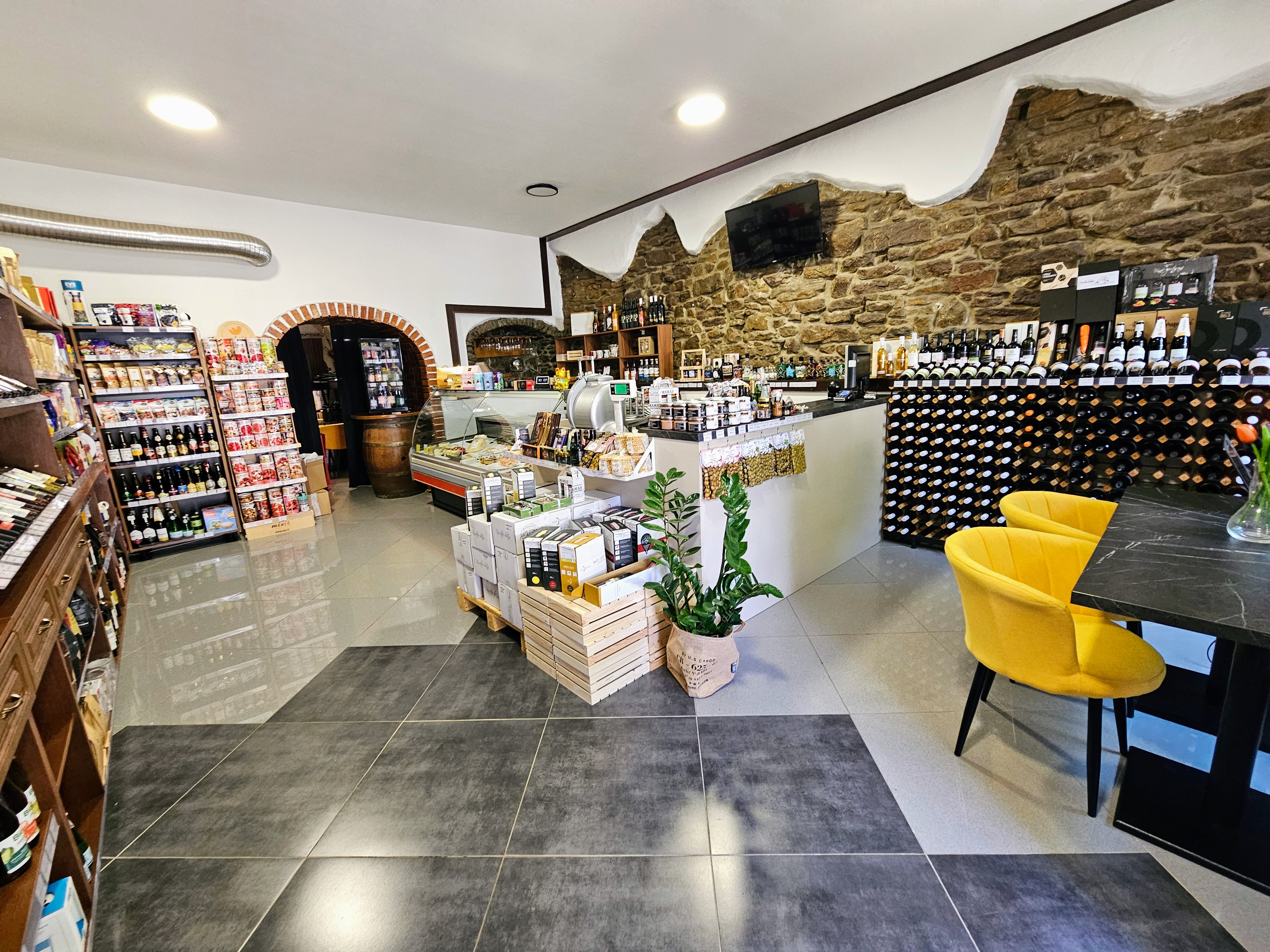 Predaj�a Som gurm�n Spi�sk� Nov� Ves